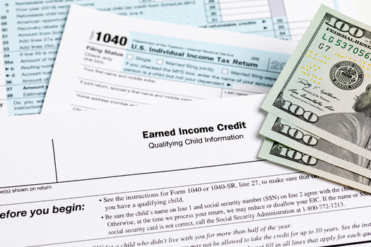 More than one in three Ohio parents with children under 5 report serious problems paying rent or mortgage, according to a statewide Groundwork Ohio poll. (Adobe Stock)