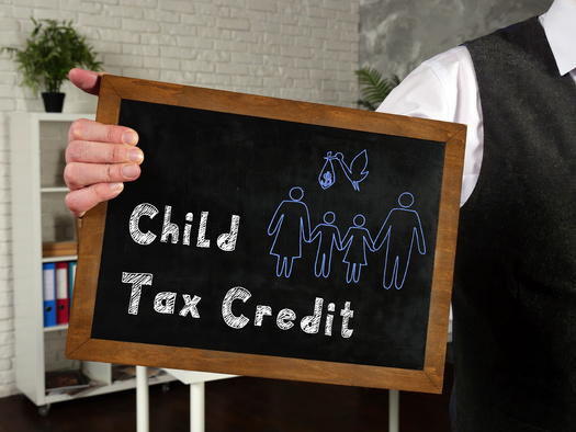 Connecticut lawmakers have until June 4 to pass a budget bill. (Yurii Kibalnik/Adobe Stock)
